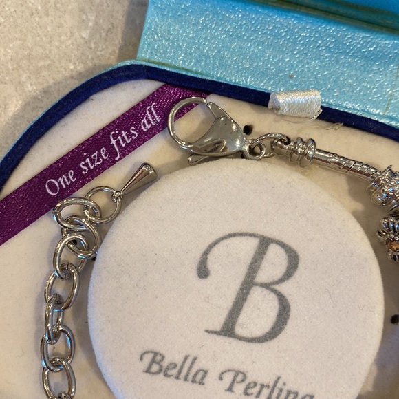 Charm Bracelet 🌴 - Picture 4 of 6